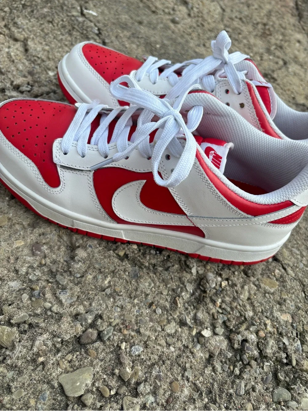 Nike mens Red and White Low-Top Sneakers - Classic Colorblock